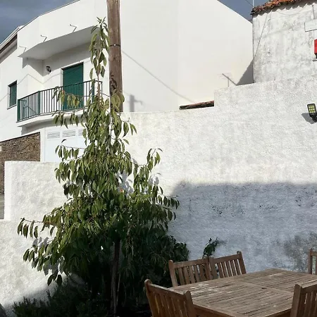 Дом отдыха Lugar Da Borralheira *